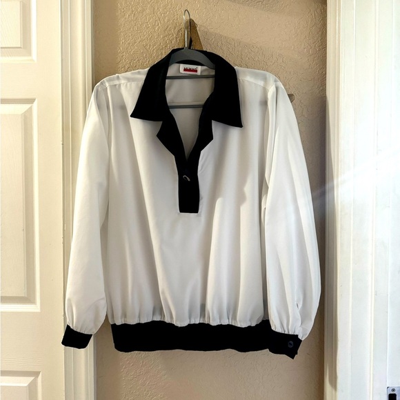 Ms. Bond Tops - Ms. Bond Vintage (1980s) Longsleeve blouse